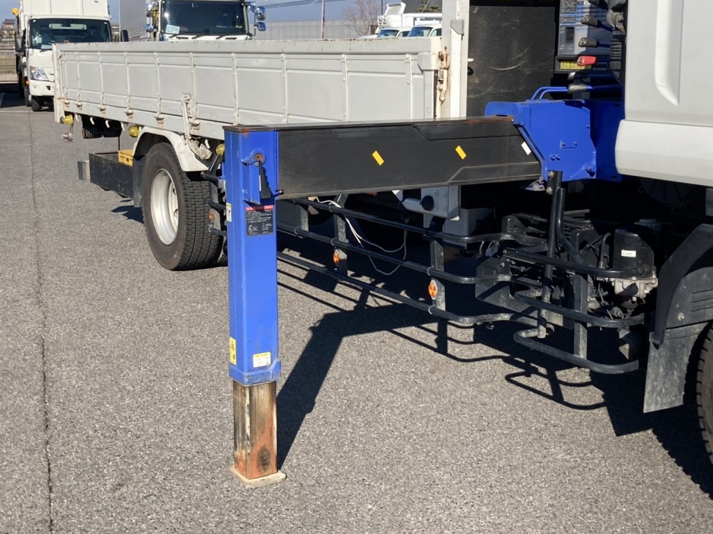 いすゞ フォワード LPG-FTR90S2の写真26