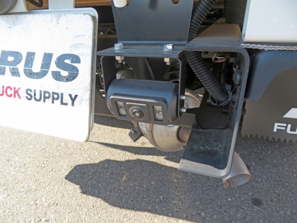 カメラ付きです。|三菱 キャンター 2RG-FBA20(2WD)の写真17