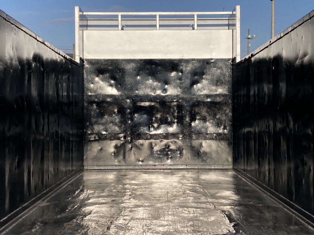 ボデー内部です。|日野 デュトロ 2RG-XZU600T(2WD)の写真16