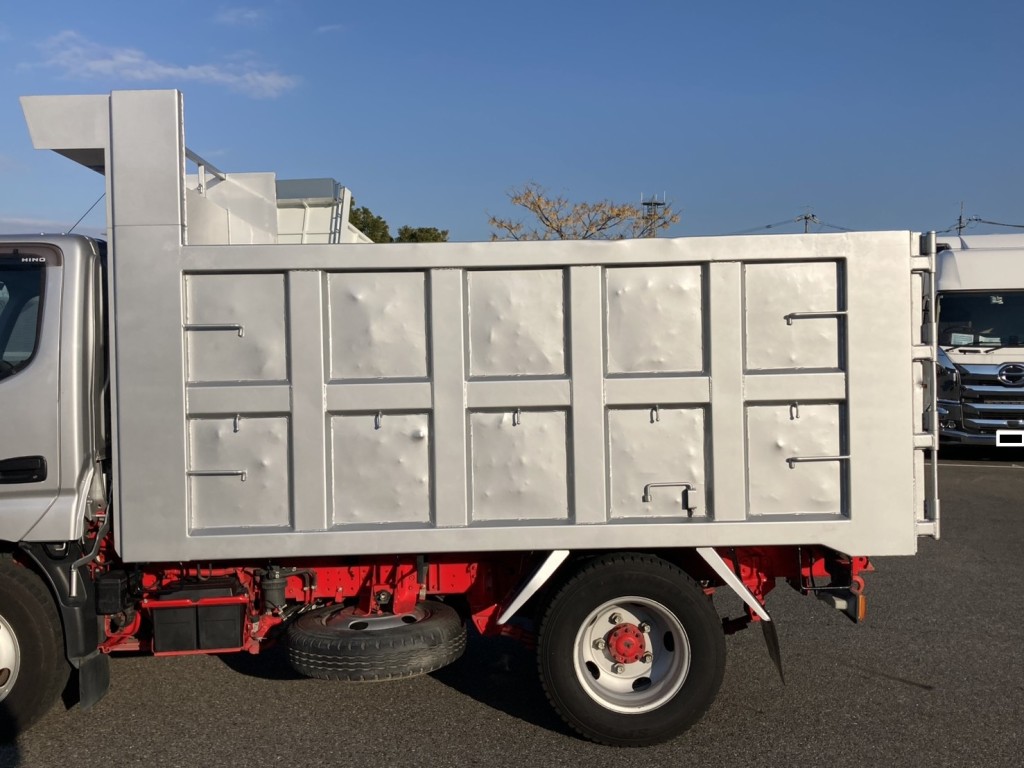 ボデーサイドの状態です。|日野 デュトロ 2RG-XZU600T(2WD)の写真29