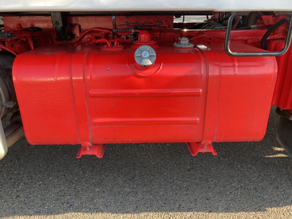 燃料タンクです。|日野 デュトロ 2RG-XZU600T(2WD)の写真38