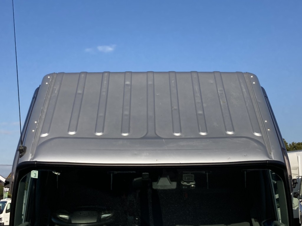 ルーフの状態です。|日野 デュトロ 2RG-XZU600T(2WD)の写真44