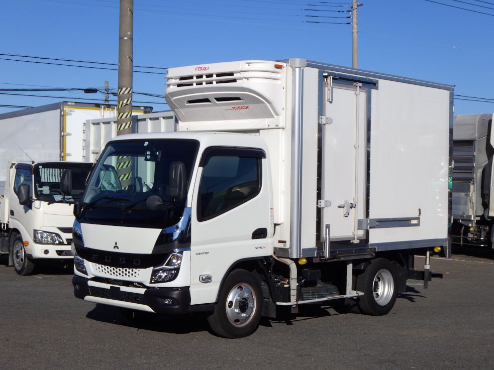 三菱 キャンター 2RG-FEAV0(2WD)の写真1