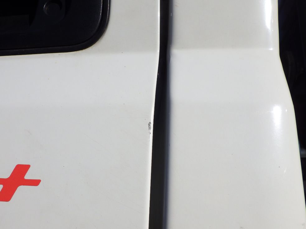 助手席側ドアに小キズがあります。|三菱 キャンター 2RG-FEAV0(2WD)の写真25