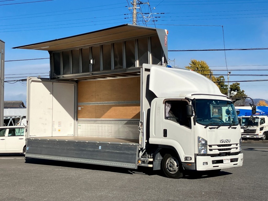 いすゞ フォワード 2RG-FRR90T2(2WD)の写真2