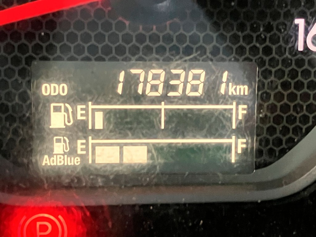 いすゞ フォワード 2RG-FRR90T2(2WD)の写真28