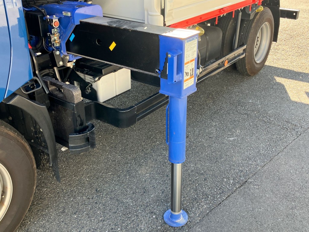 アウトリガーの状態です。|日野 デュトロ 2RG-XZU712M(2WD)の写真13