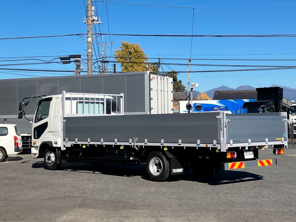 三菱 ファイター 2KG-FK62F(2WD)の写真3