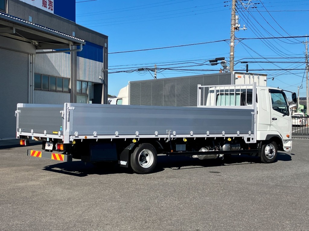 三菱 ファイター 2KG-FK62F(2WD)の写真4