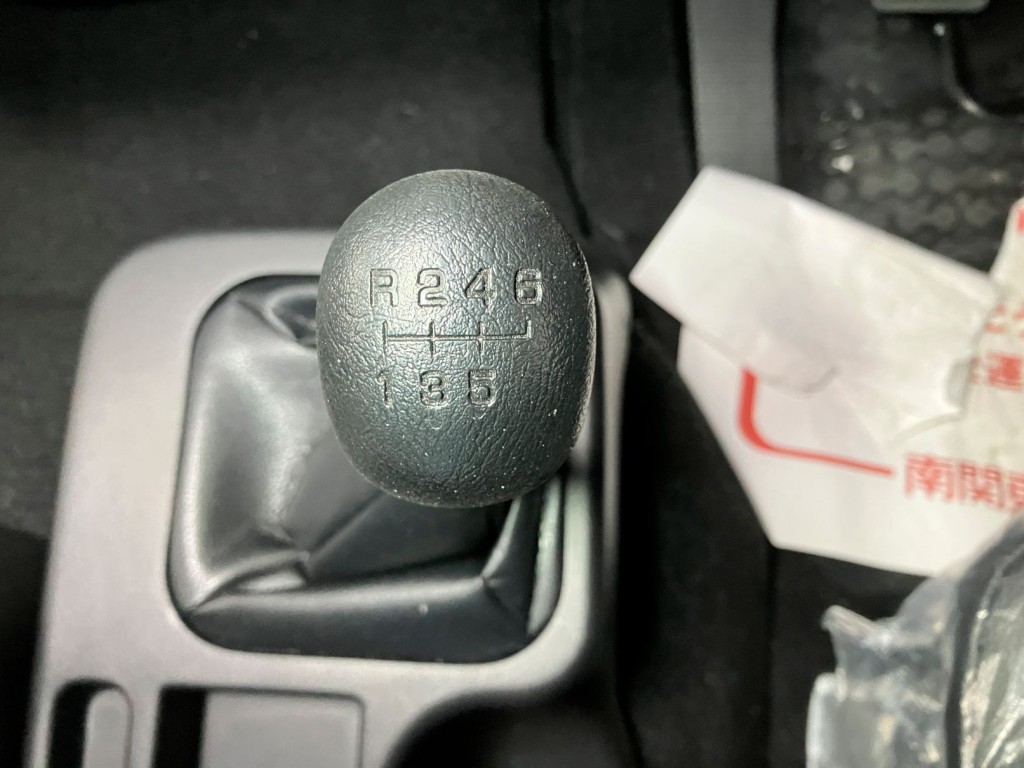 6速マニュアルです。|三菱 ファイター 2KG-FK62F(2WD)の写真19