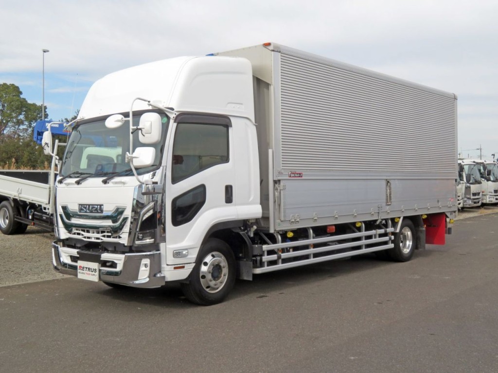 いすゞ フォワード 2RG-FTR90V4の写真1