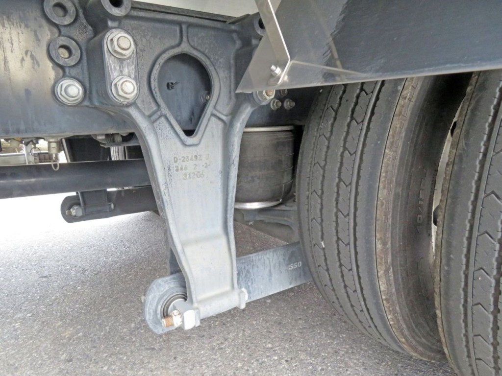 いすゞ フォワード 2RG-FTR90V4の写真5