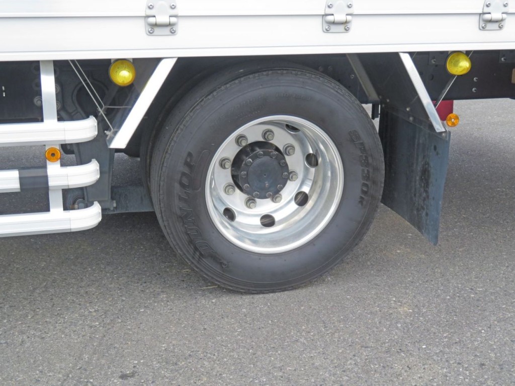 いすゞ フォワード 2RG-FTR90V4の写真16