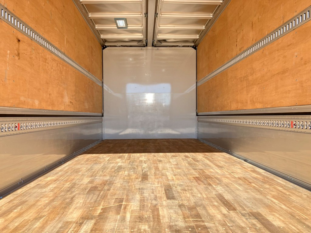 ラッシング2段付いています。|いすゞ フォワード 2RG-FTR90V4の写真11