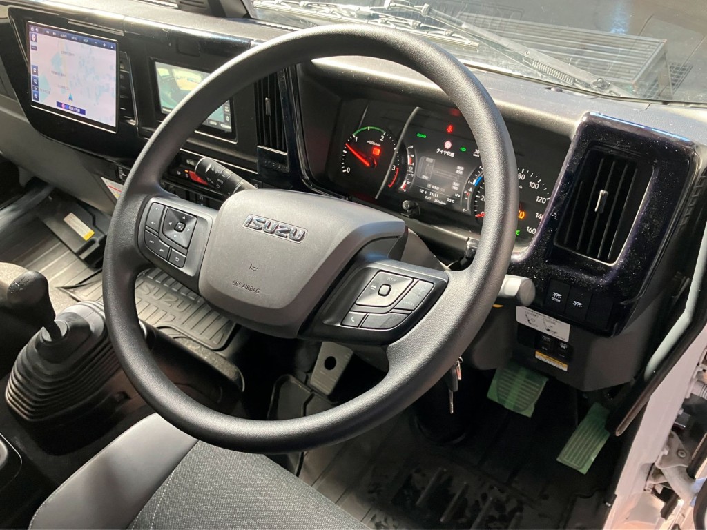 メーター周りの状態です。|いすゞ フォワード 2RG-FTR90V4の写真23