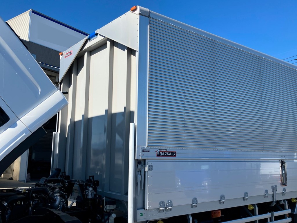 ボデー前面の状態です。|いすゞ フォワード 2RG-FTR90V4の写真35