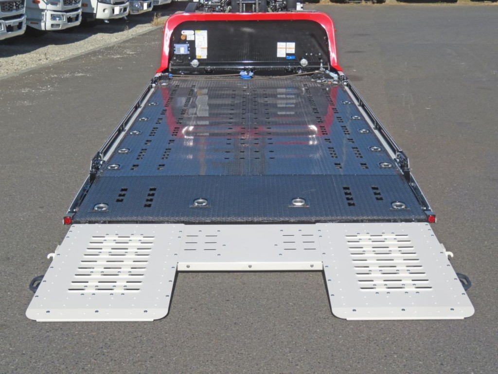 後方から見た状態です。|三菱 キャンター 2PG-FEB80(2WD)の写真7