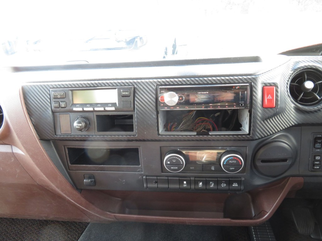 日野 レンジャー 2KG-FC2ABG(2WD)の写真32