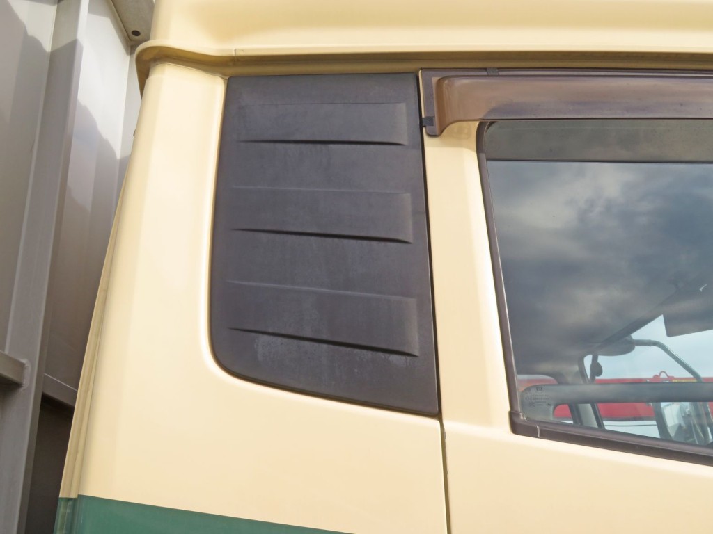 UDトラックス クオン QPG-CG5ZAの写真35