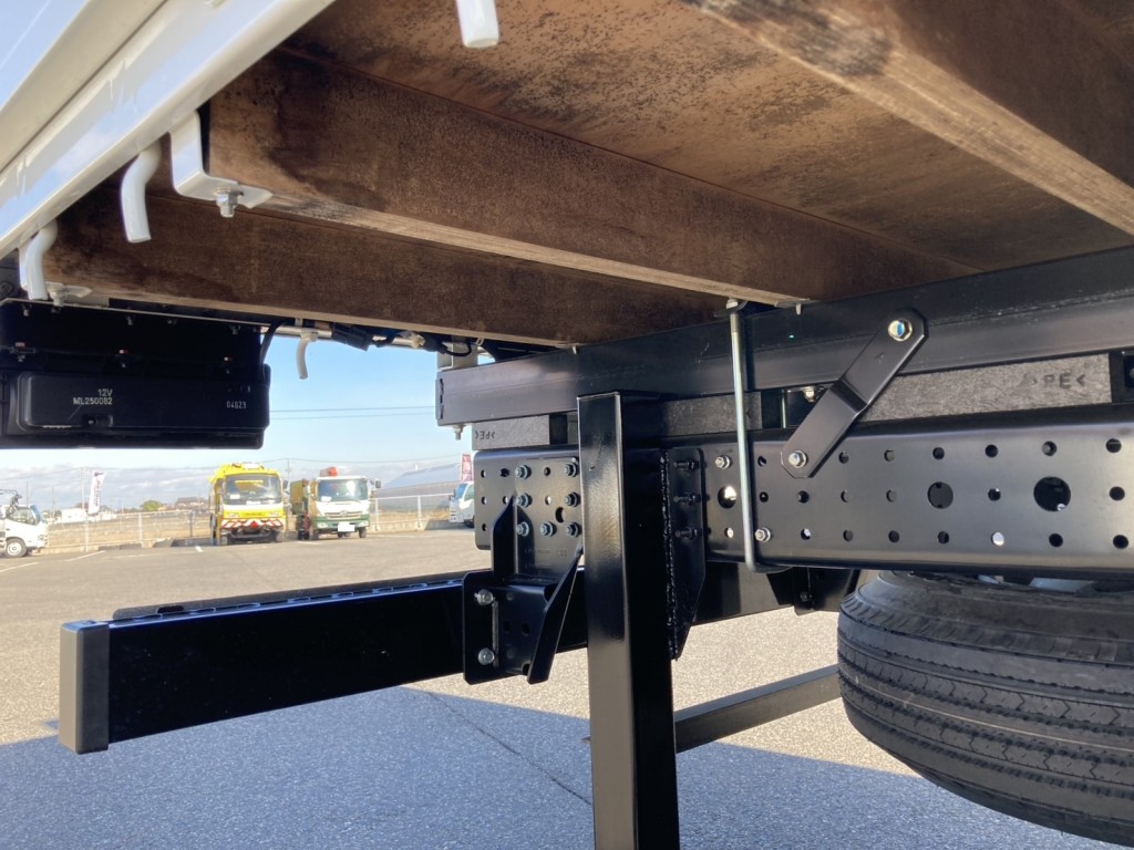 シャーシとネタの状態です。|三菱 キャンター 2PG-FEB80(2WD)の写真8