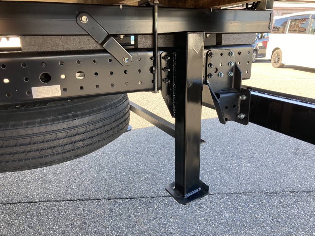 三菱 キャンター 2PG-FEB80(2WD)の写真9