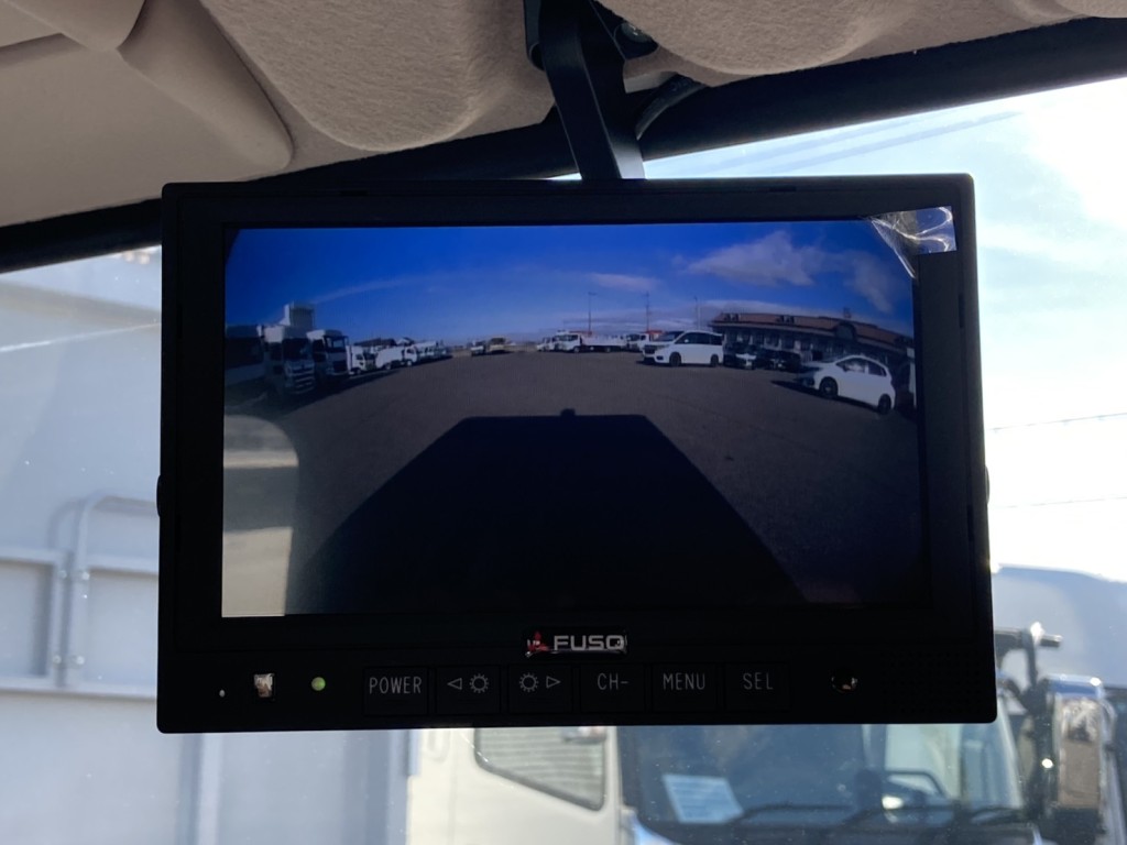 リアモニターです。|三菱 キャンター 2PG-FEB80(2WD)の写真34