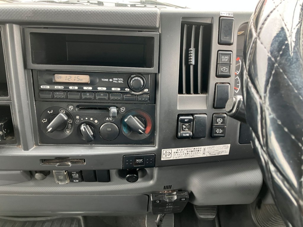 スイッチ類です。|いすゞ フォワード TKG-FRR90S2(2WD)の写真34