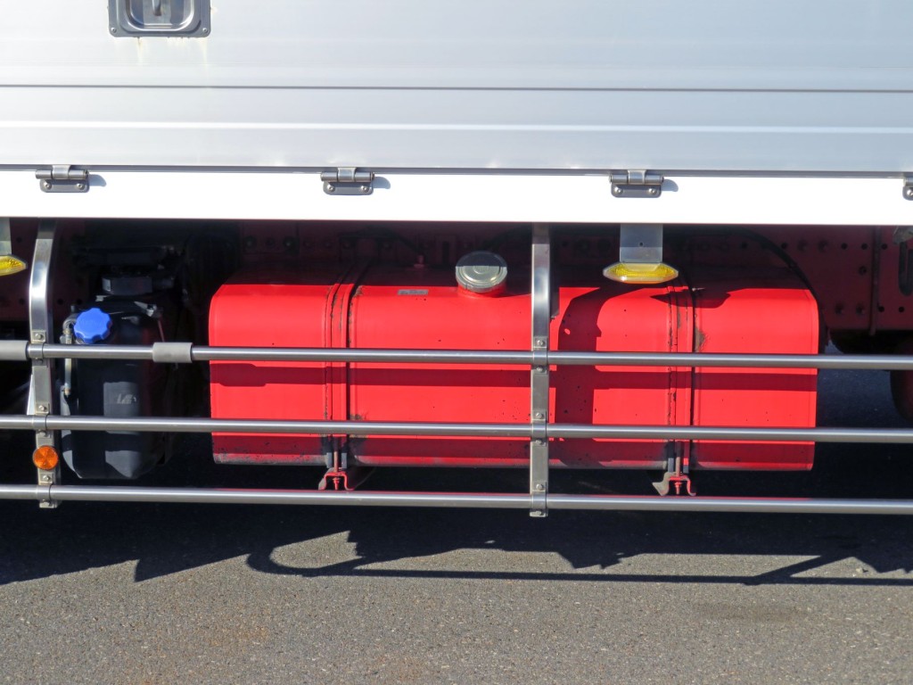 日野 プロフィア 2DG-FW1AHJの写真19