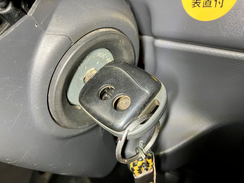 キーレスエントリーが欠損しています。|いすゞ フォワード PKG-FSR34S2の写真30