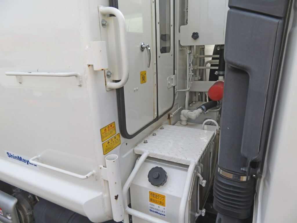 日野 デュトロ 2KG-XZU700M(2WD)の写真39