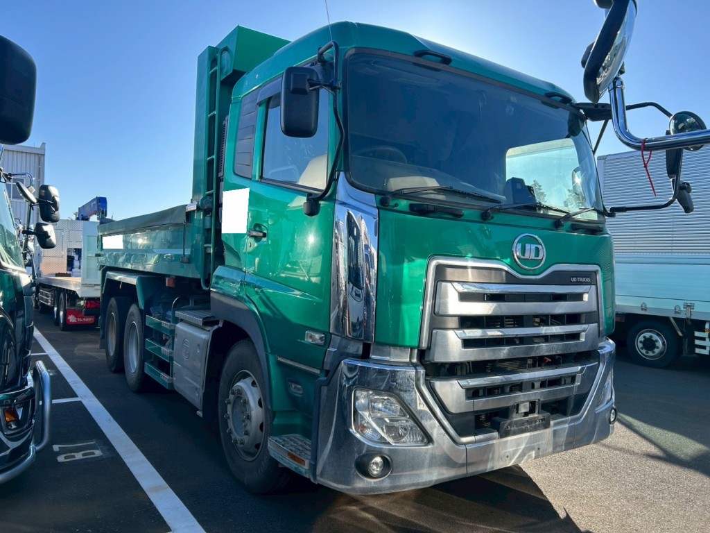 UDトラックス クオン 2PG-CW5ALの写真2