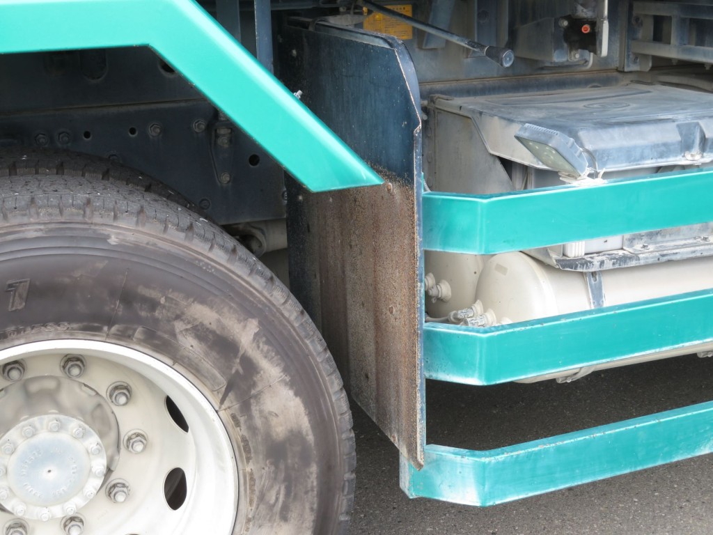 UDトラックス クオン 2PG-CW5ALの写真38