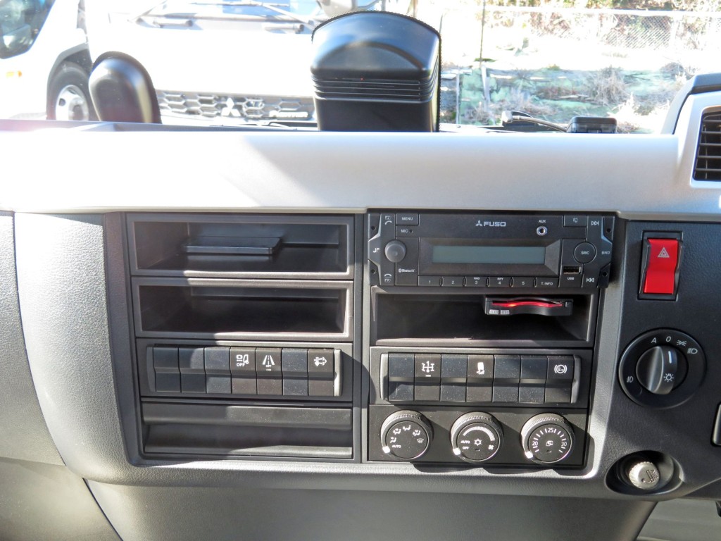 三菱 ファイター 2KG-FK72F(2WD)の写真14