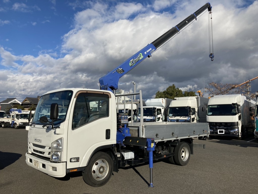 いすゞ エルフ TRG-NPR85AR(2WD)の写真1