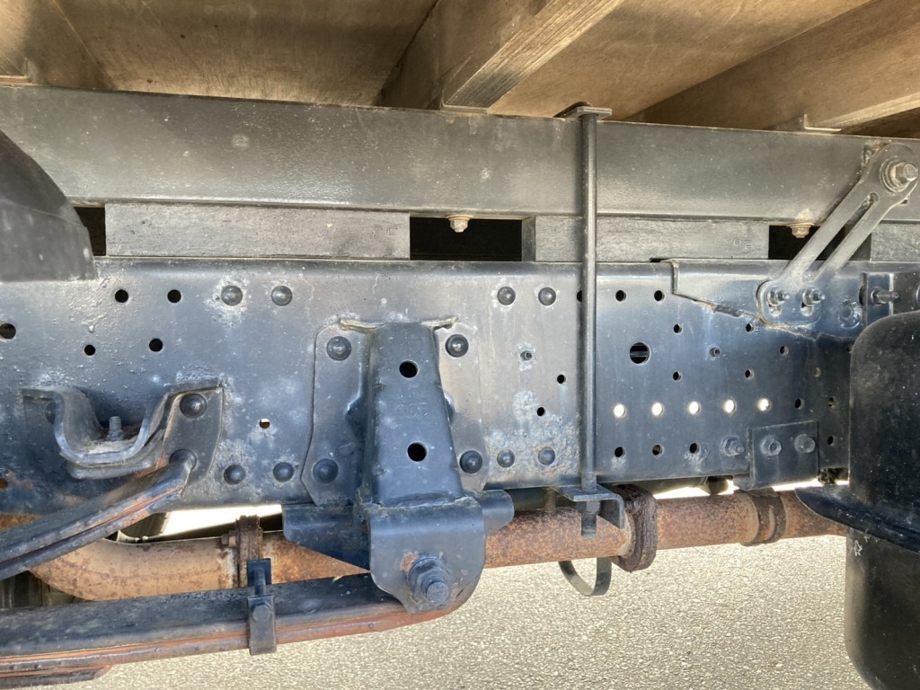 いすゞ エルフ TRG-NPR85AR(2WD)の写真12