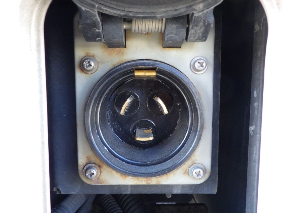 スタンバイ付きです。|いすゞ ギガ QPG-CYJ77Bの写真15