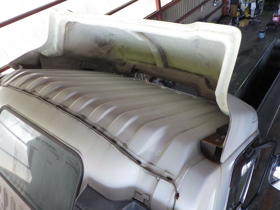 導風板裏側の状態です。|いすゞ ギガ QPG-CYJ77Bの写真28