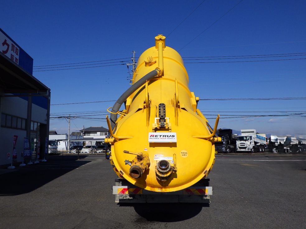 いすゞ ギガ 2PG-CYZ77CMの写真8