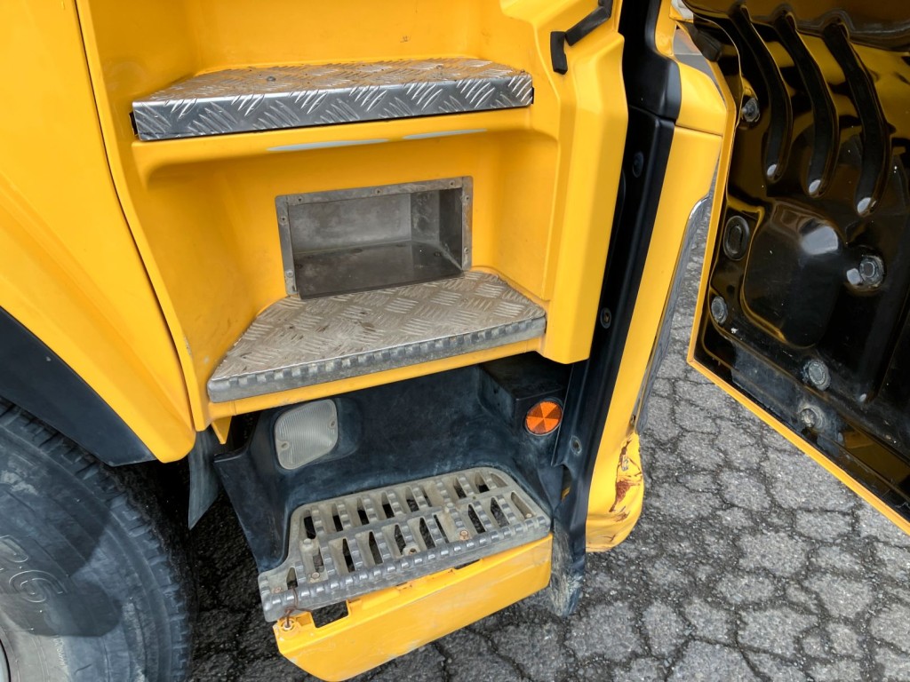 いすゞ ギガ 2PG-CYZ77CMの写真20