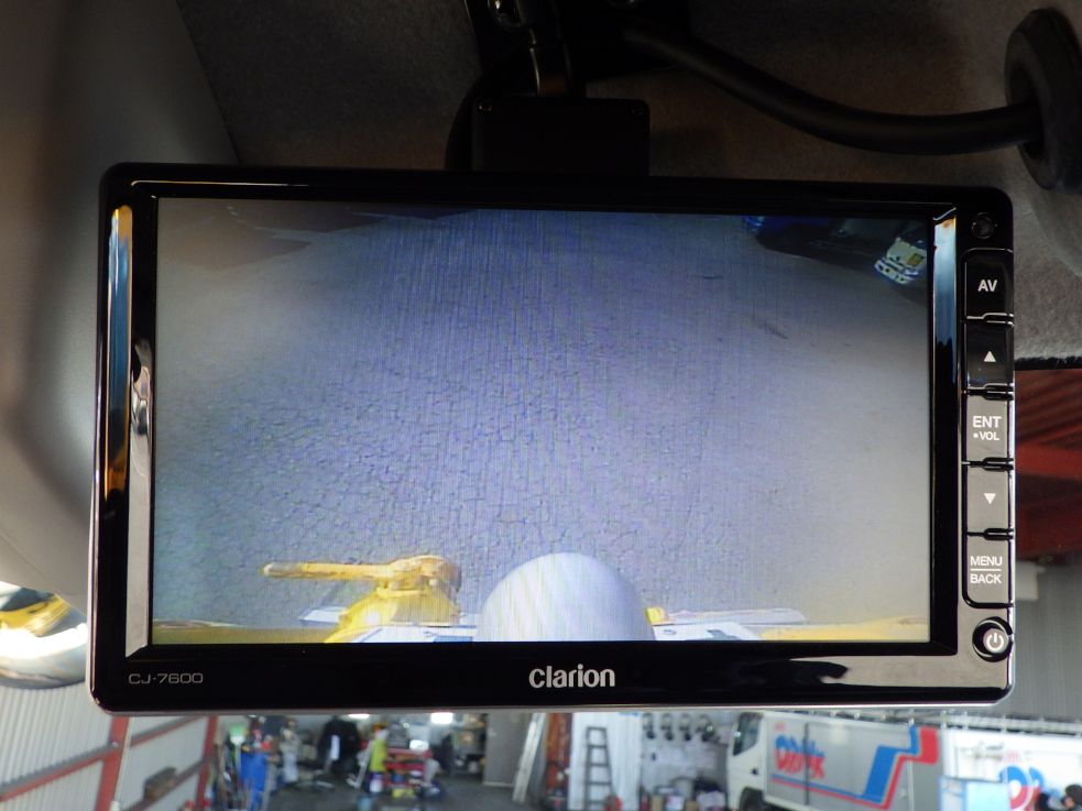 液晶バックモニター付きです。|いすゞ ギガ 2PG-CYZ77CMの写真23