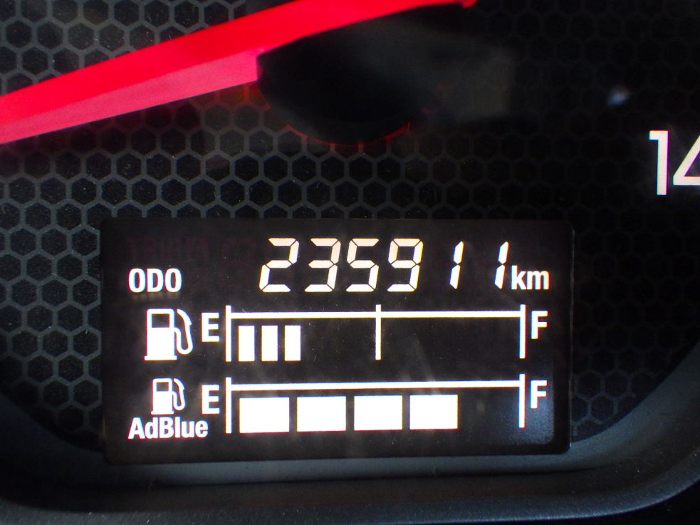 いすゞ ギガ 2PG-CYZ77CMの写真26