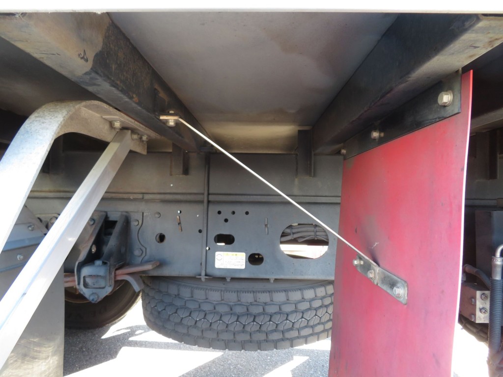 いすゞ フォワード TKG-FRR90S2(2WD)の写真5