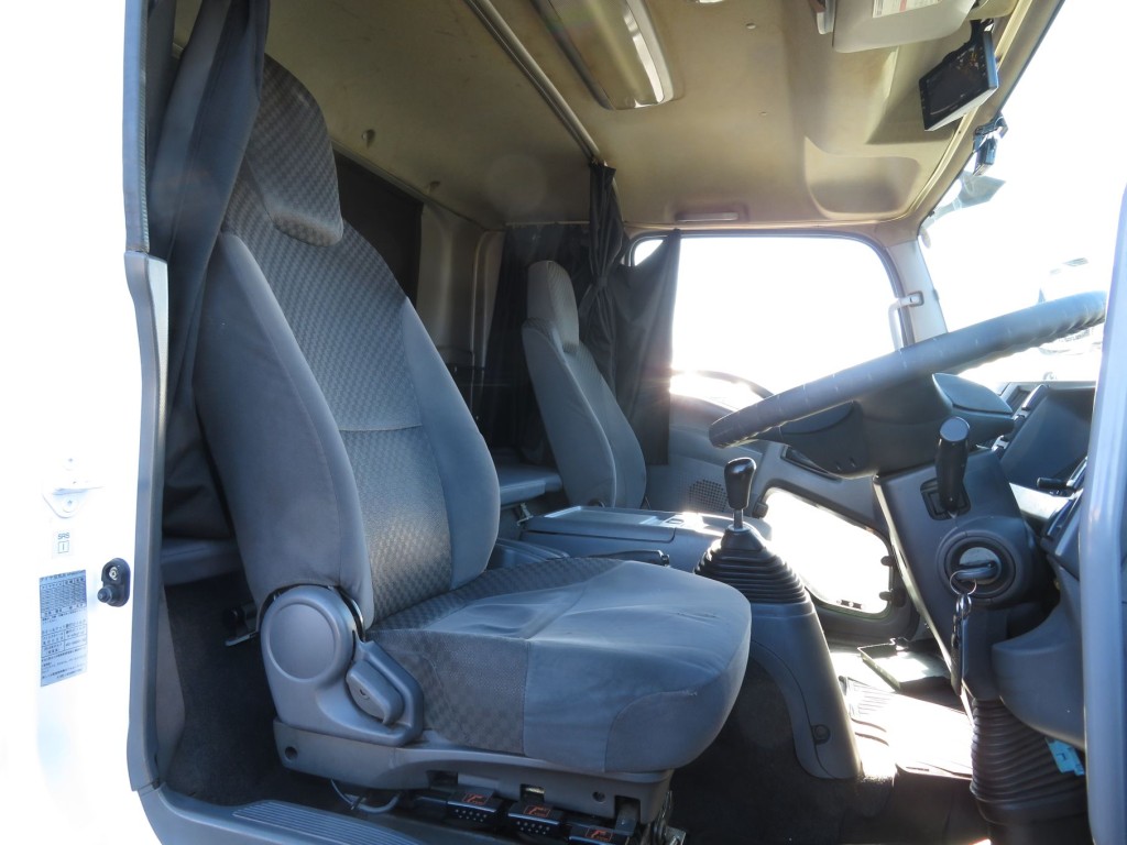 いすゞ フォワード TKG-FRR90S2(2WD)の写真6