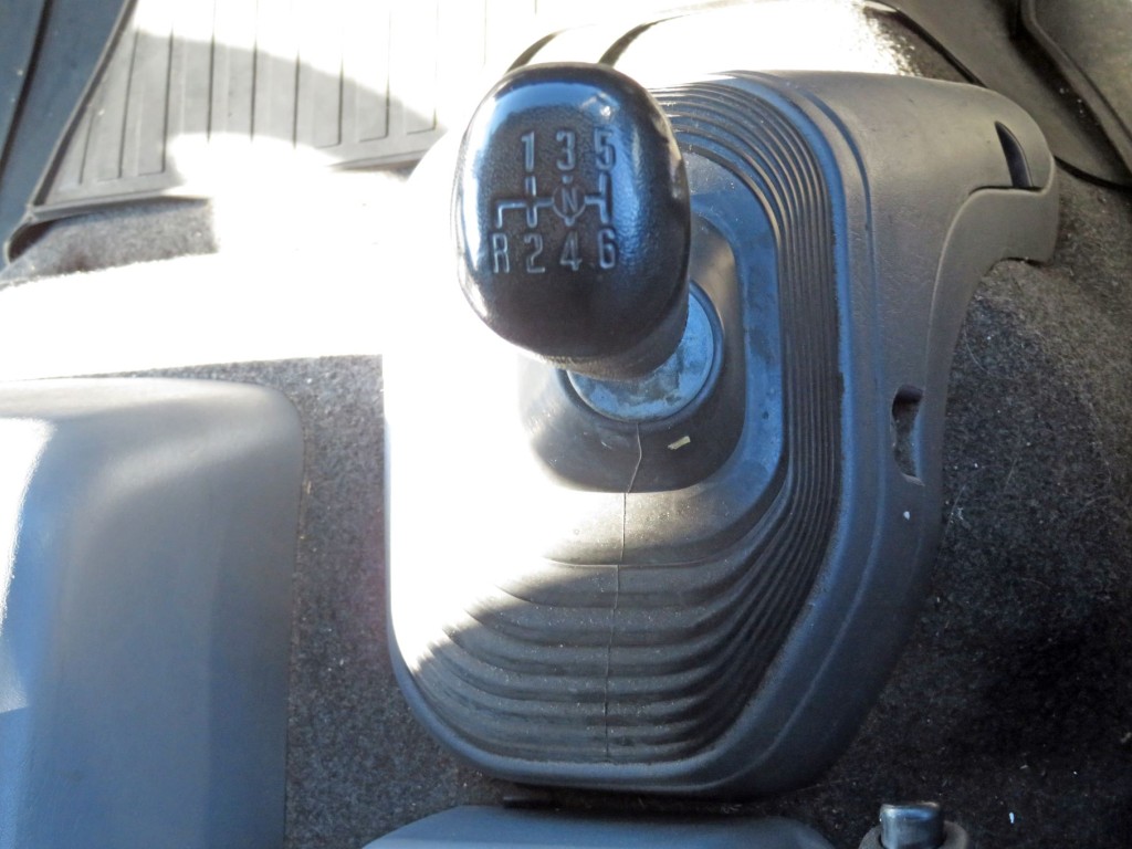 いすゞ フォワード TKG-FRR90S2(2WD)の写真22