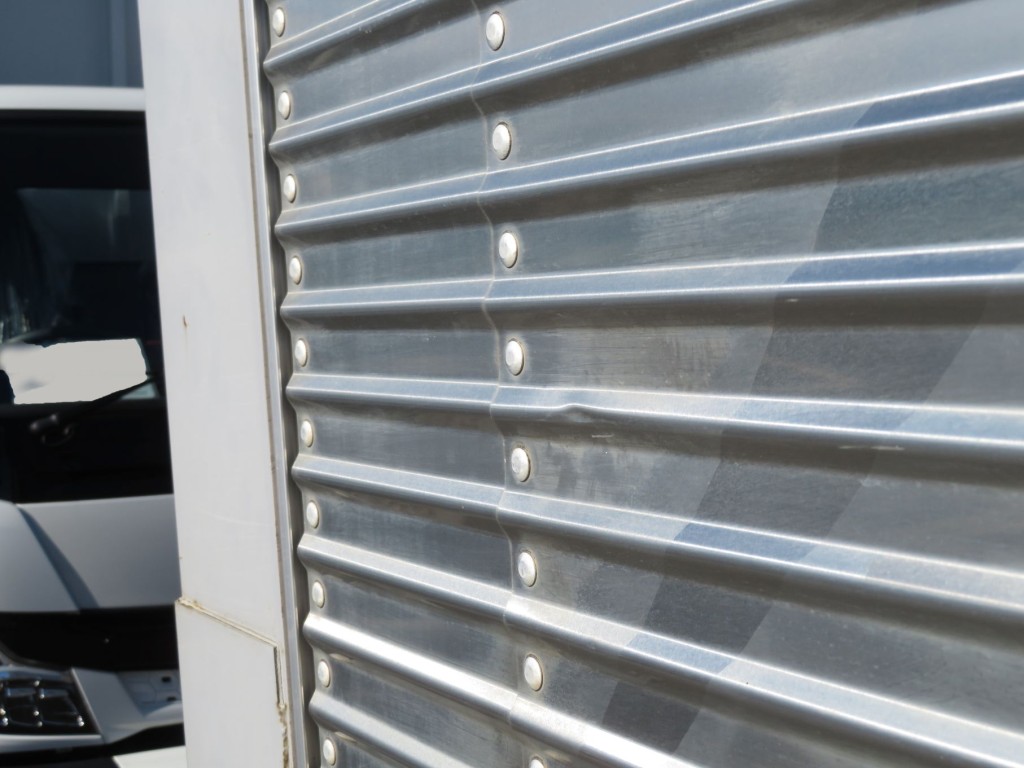 いすゞ フォワード TKG-FRR90S2(2WD)の写真32