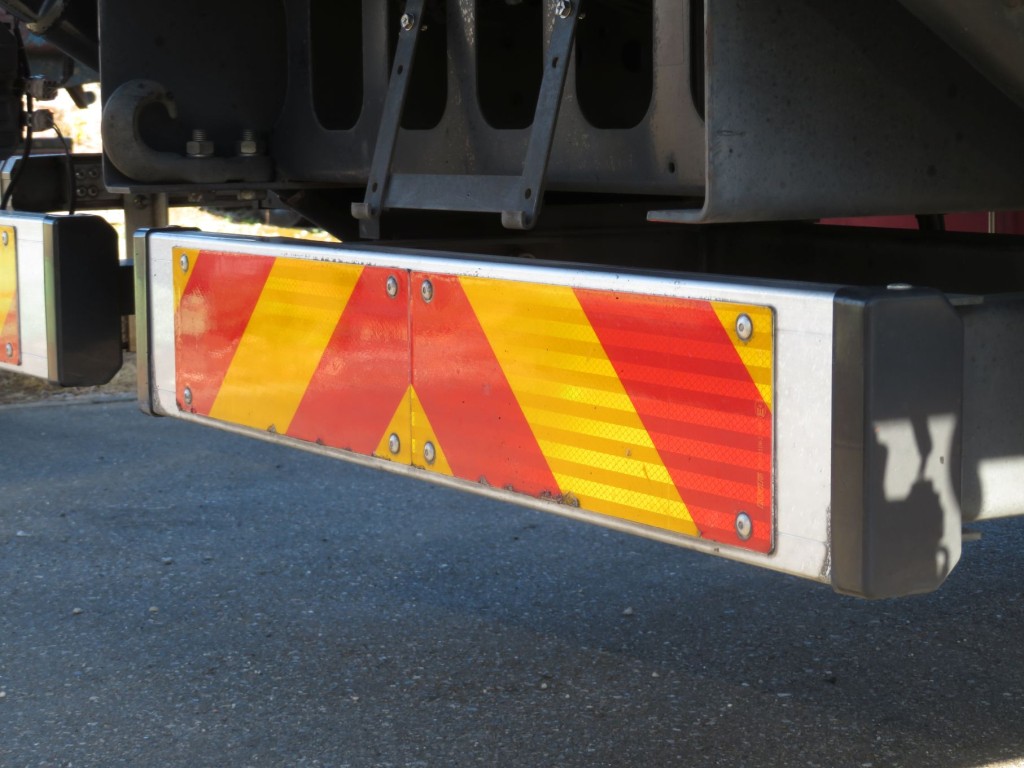 いすゞ フォワード TKG-FRR90S2(2WD)の写真35