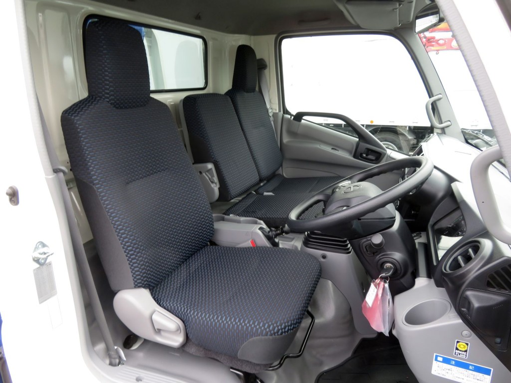 日野 デュトロ 2KG-XZU712M(2WD)の写真6