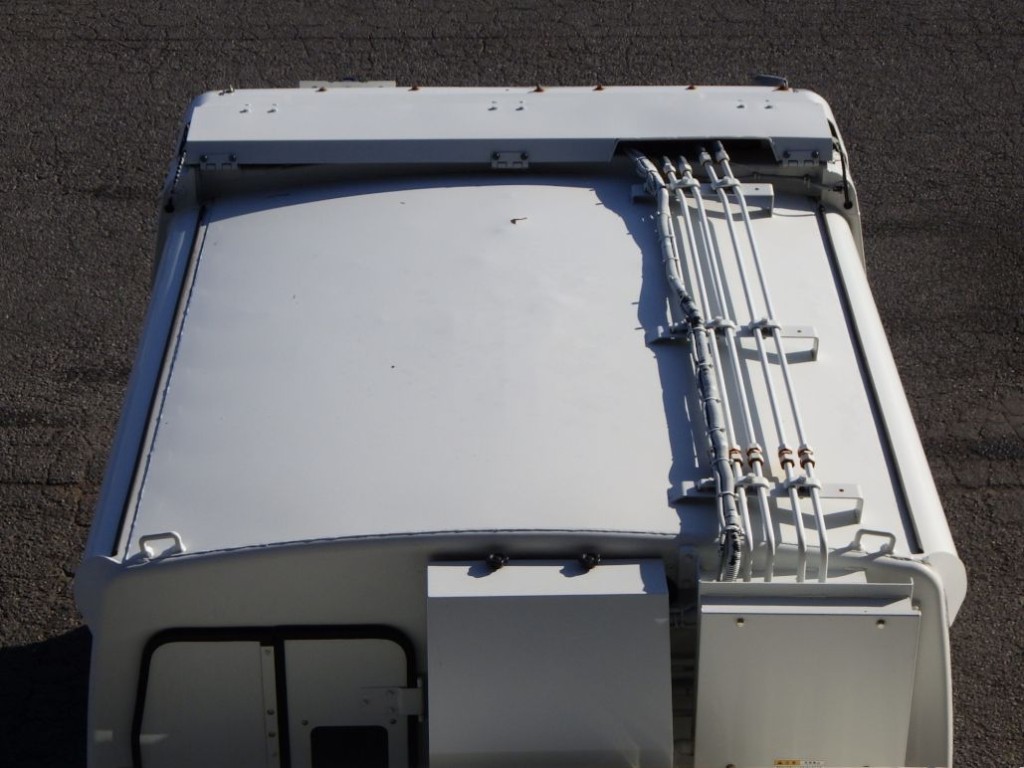 いすゞ エルフ 2RG-NMR88AN(2WD)の写真23