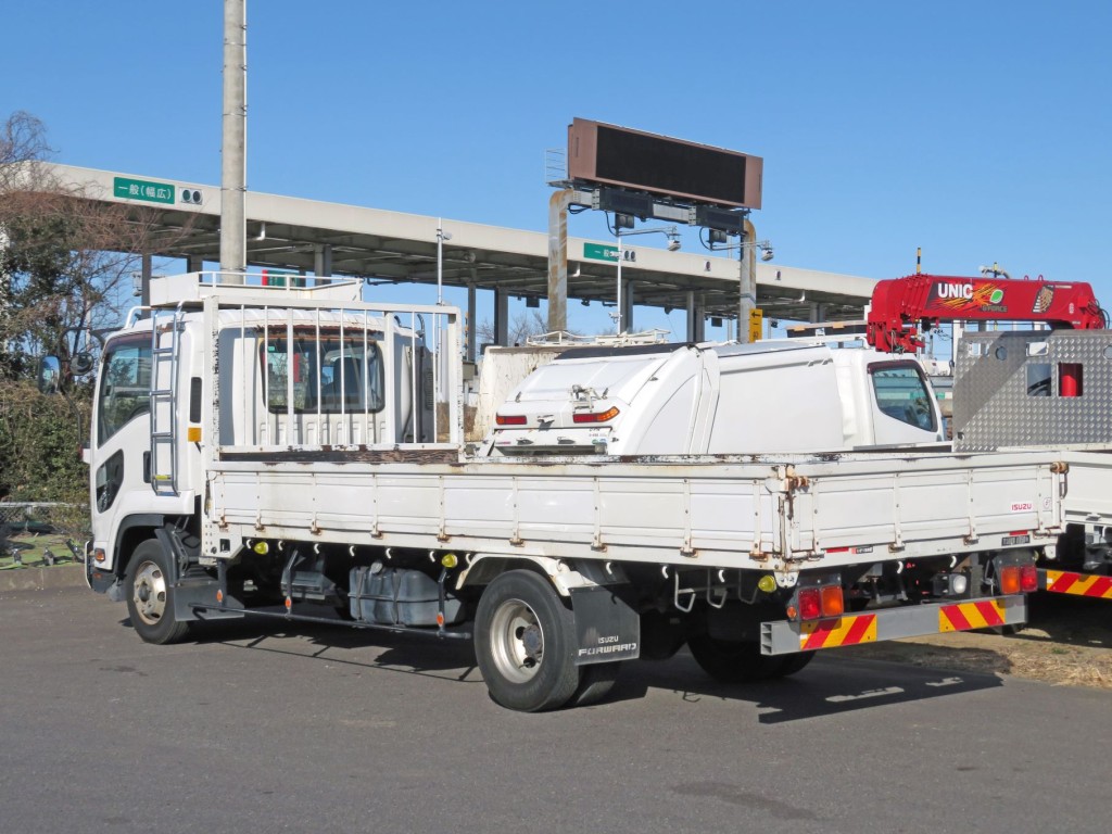 いすゞ フォワード TKG-FRR90S2(2WD)の写真3