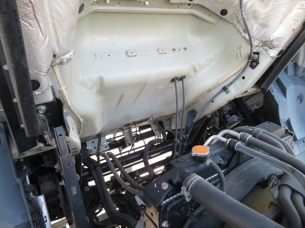 キャブ下面の状態です。|いすゞ フォワード TKG-FRR90S2(2WD)の写真30